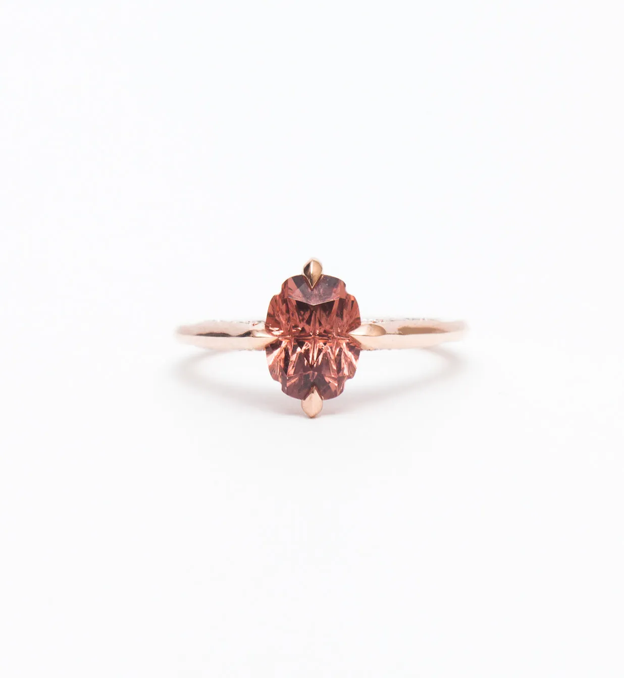 1.82 ct Garnet Minimalist Ring