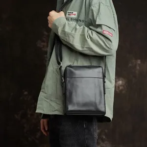 Handmade Men's Leather Shoulder Bag Simple