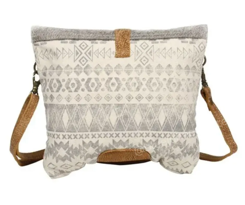 IMBRICATE SMALL AND CROSSBODY BAG BY MYRA BAG